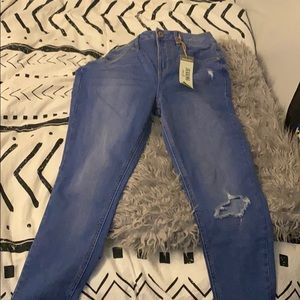super cute jeans from american rag
